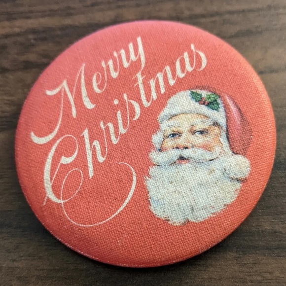 Merry Christmas Holiday Button - Picture 2 of 6